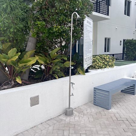 Master Bed Room In Calle Ocho Miami Exteriör bild
