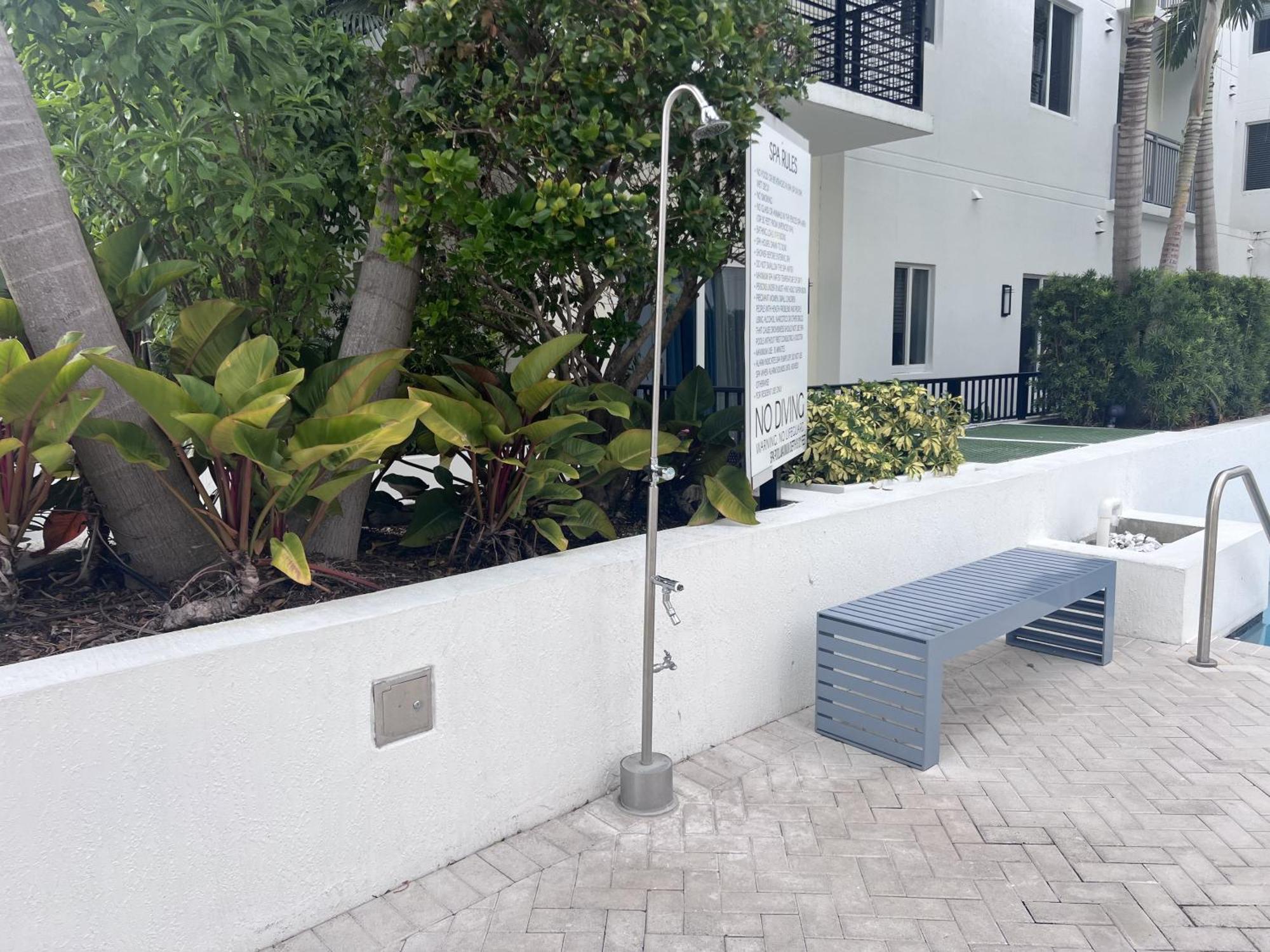 Master Bed Room In Calle Ocho Miami Exteriör bild