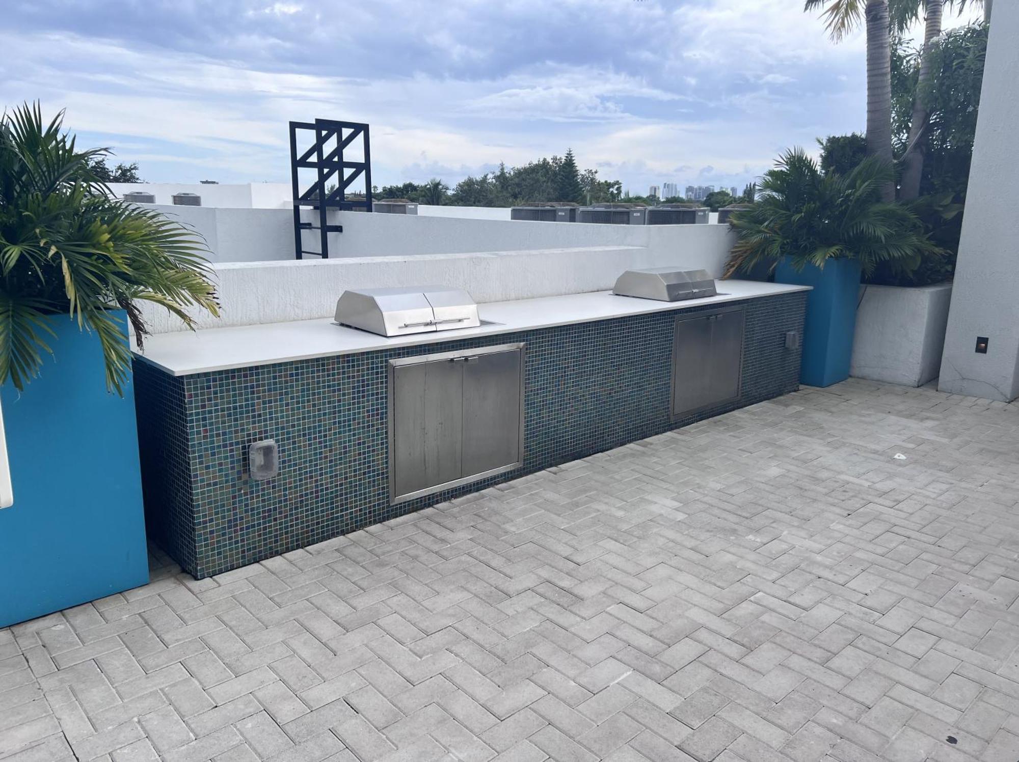 Master Bed Room In Calle Ocho Miami Exteriör bild