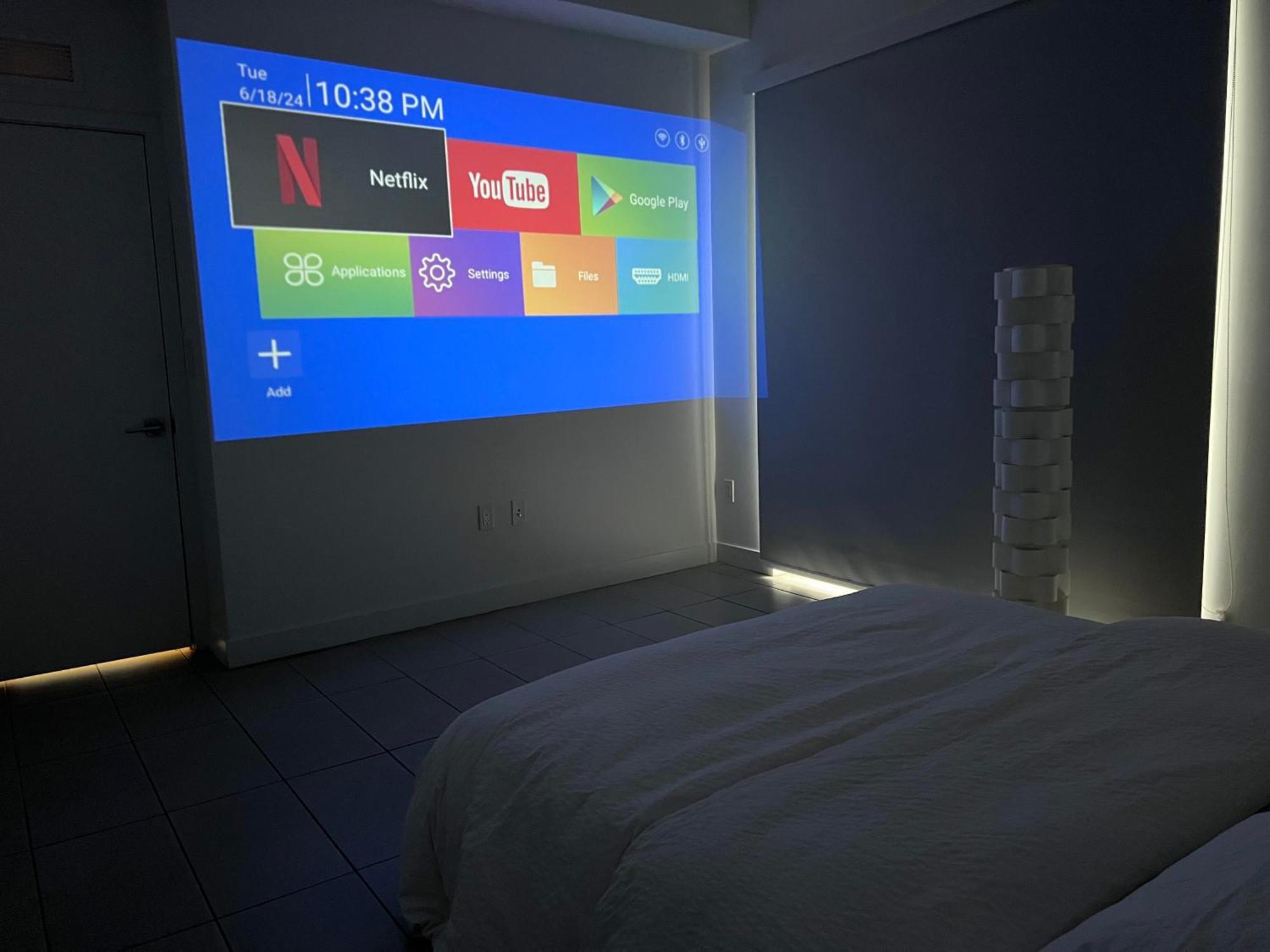 Master Bed Room In Calle Ocho Miami Exteriör bild